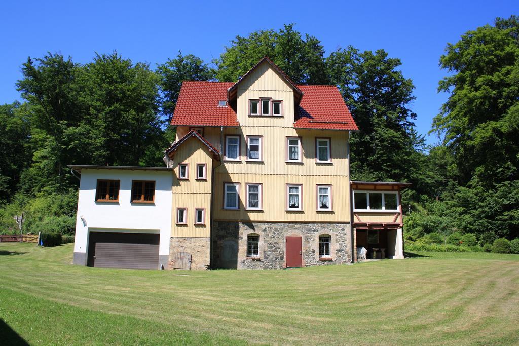 Pension Waldfrieden ทาเลอ ภายนอก รูปภาพ
